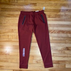 Dynamic Fleece Joggers (NWT)